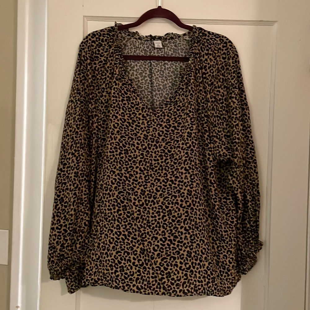 Old Navy animal print blouse